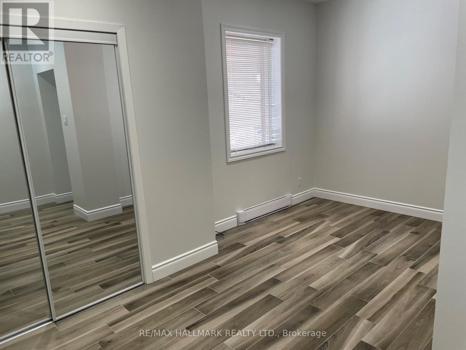 Main - 14 Rosemount Avenue, Toronto, Ontario  M6H 2M1 - Photo 11 - C13090100