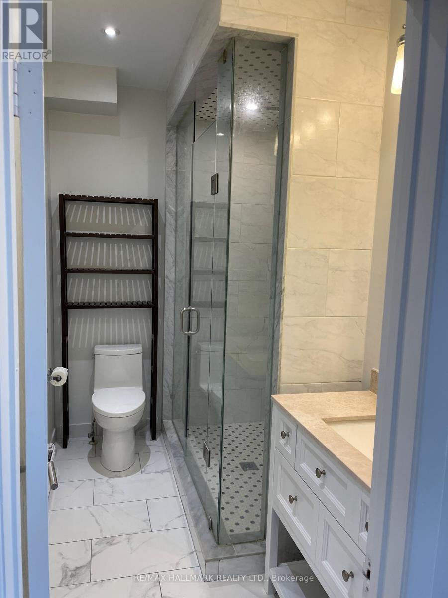 Main - 14 Rosemount Avenue, Toronto, Ontario  M6H 2M1 - Photo 12 - C13090100