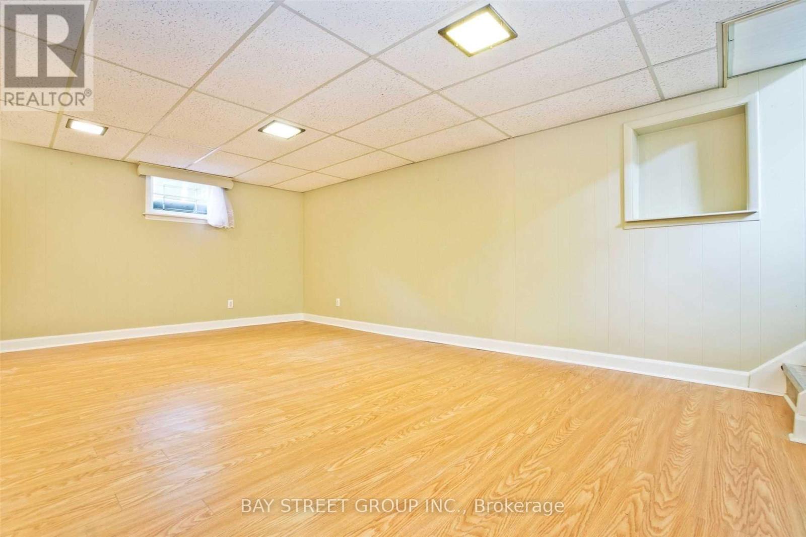 40 Greylawn Crescent, Toronto, Ontario  M1R 2V6 - Photo 3 - E13089998