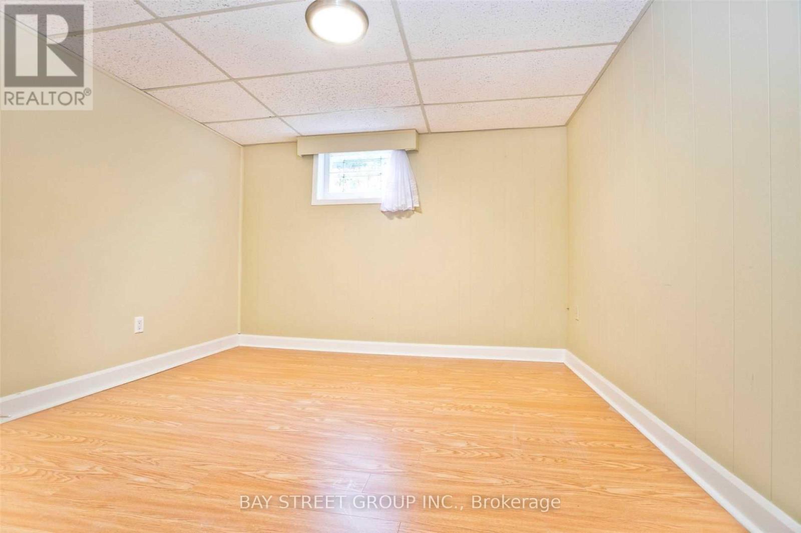 40 Greylawn Crescent, Toronto, Ontario  M1R 2V6 - Photo 7 - E13089998