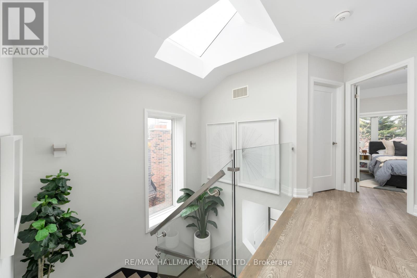 53 Northbrook Road, Toronto, Ontario  M4J 4G2 - Photo 16 - E13090032