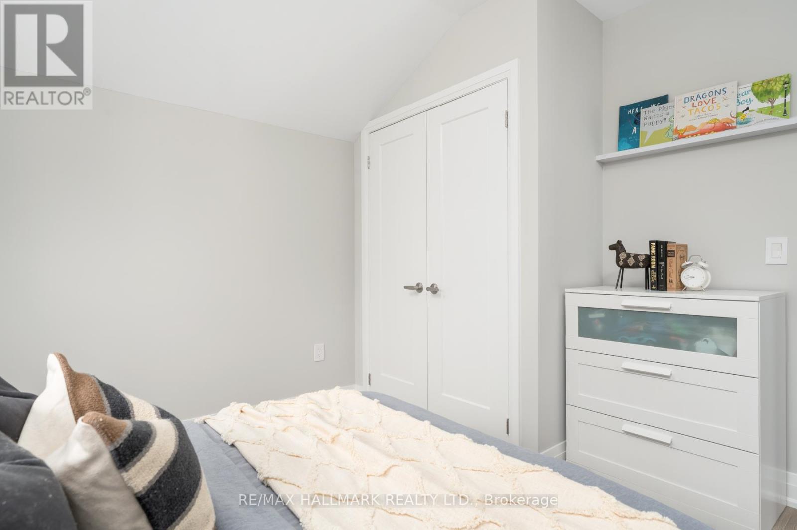 53 Northbrook Road, Toronto, Ontario  M4J 4G2 - Photo 26 - E13090032