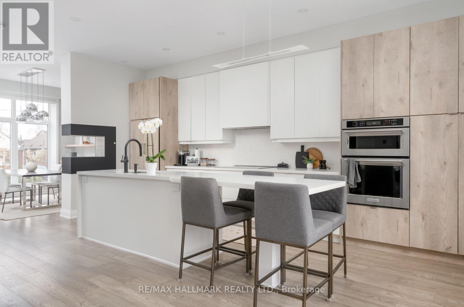 53 Northbrook Road, Toronto, Ontario  M4J 4G2 - Photo 9 - E13090032