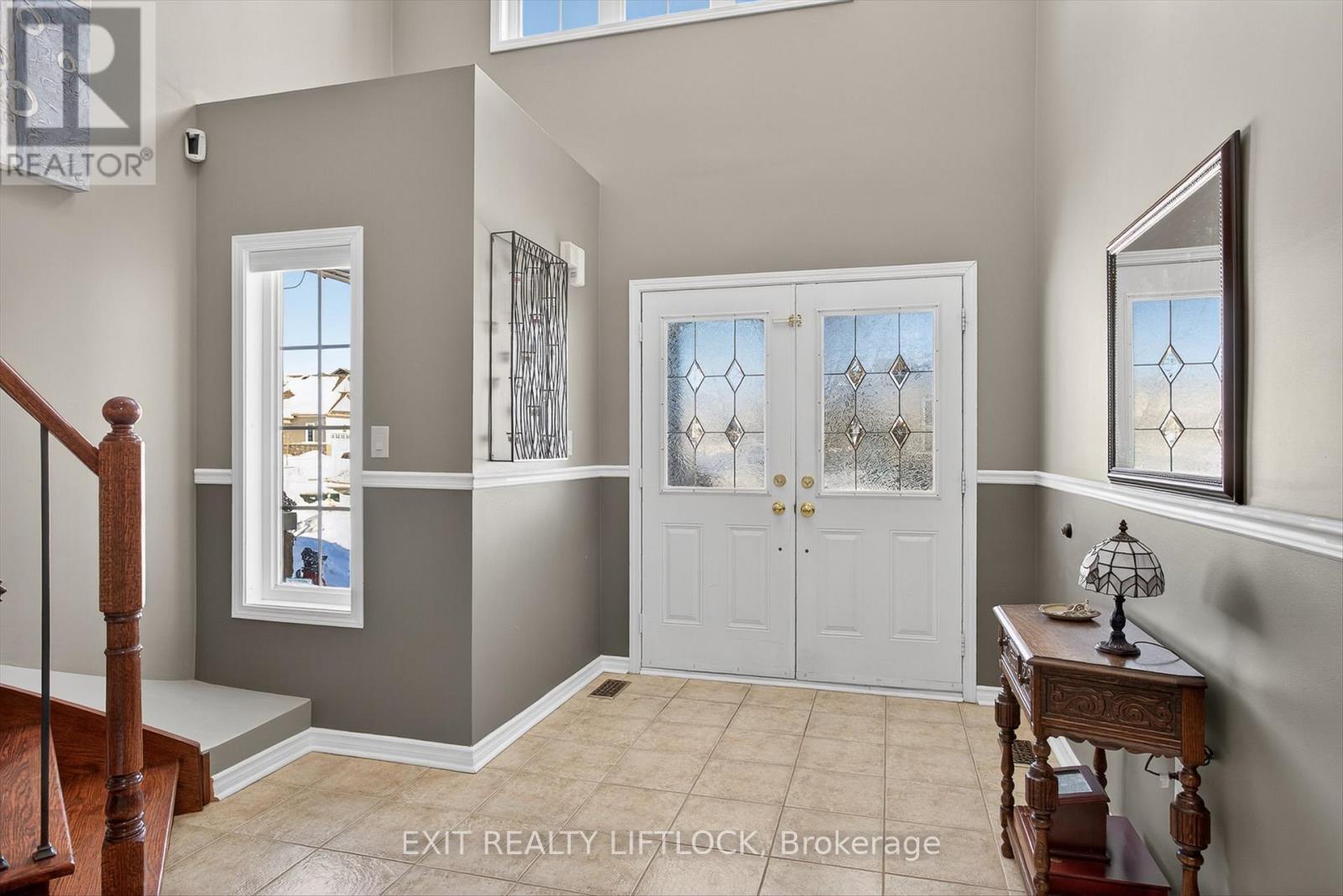 1403 Ireland Drive, Peterborough, Ontario  K9K 0A7 - Photo 3 - X12753516