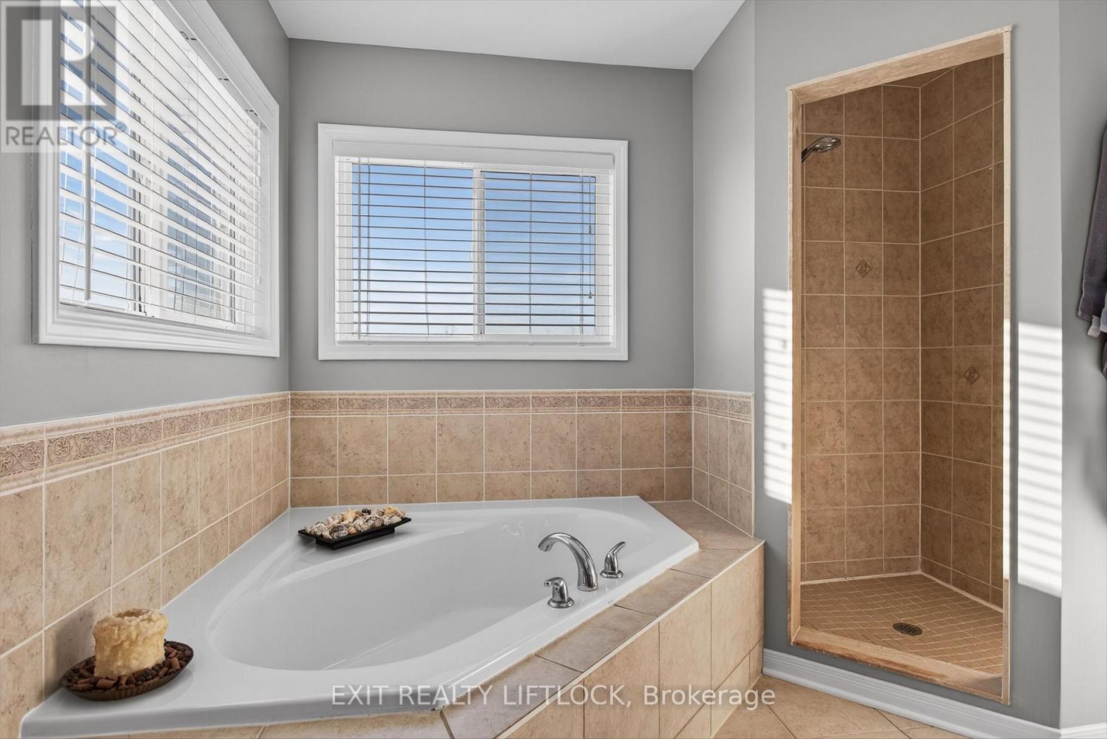 1403 Ireland Drive, Peterborough, Ontario  K9K 0A7 - Photo 12 - X12753516