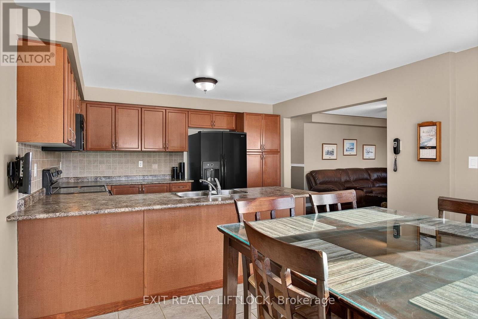 1403 Ireland Drive, Peterborough, Ontario  K9K 0A7 - Photo 8 - X12753516