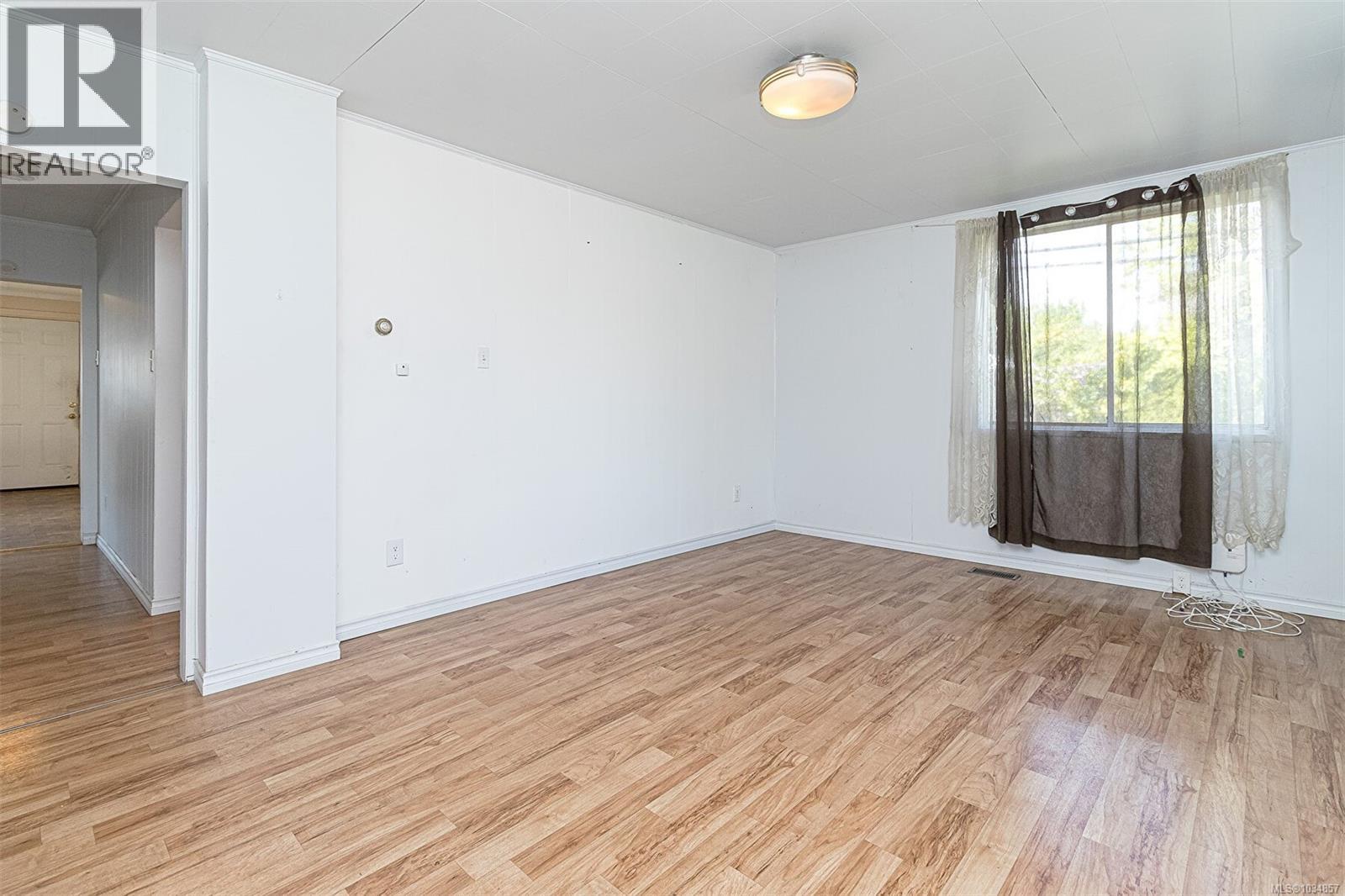 9892 Maple St, Chemainus, British Columbia  V0R 1K1 - Photo 5 - 1034857