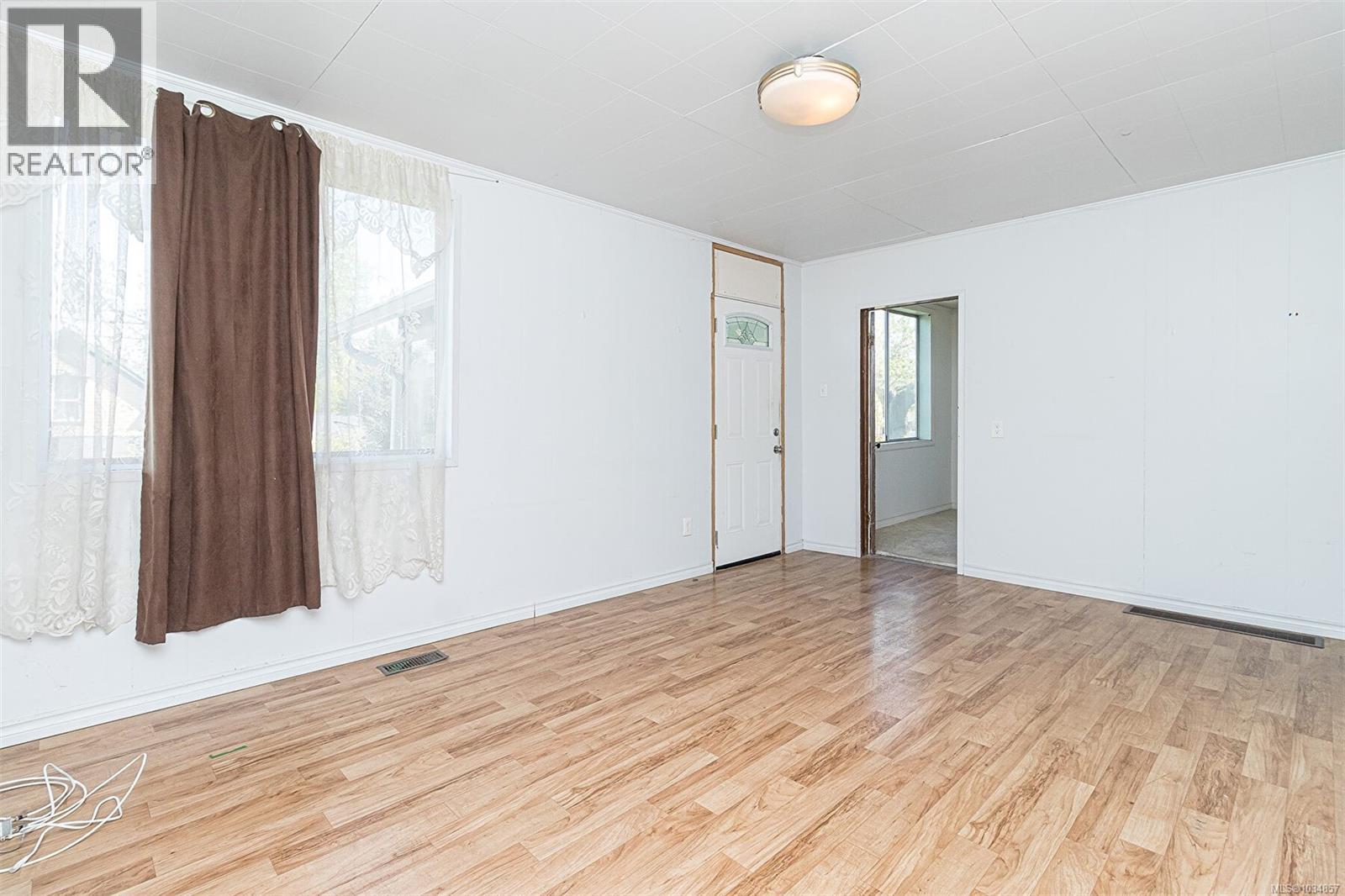 9892 Maple St, Chemainus, British Columbia  V0R 1K1 - Photo 6 - 1034857