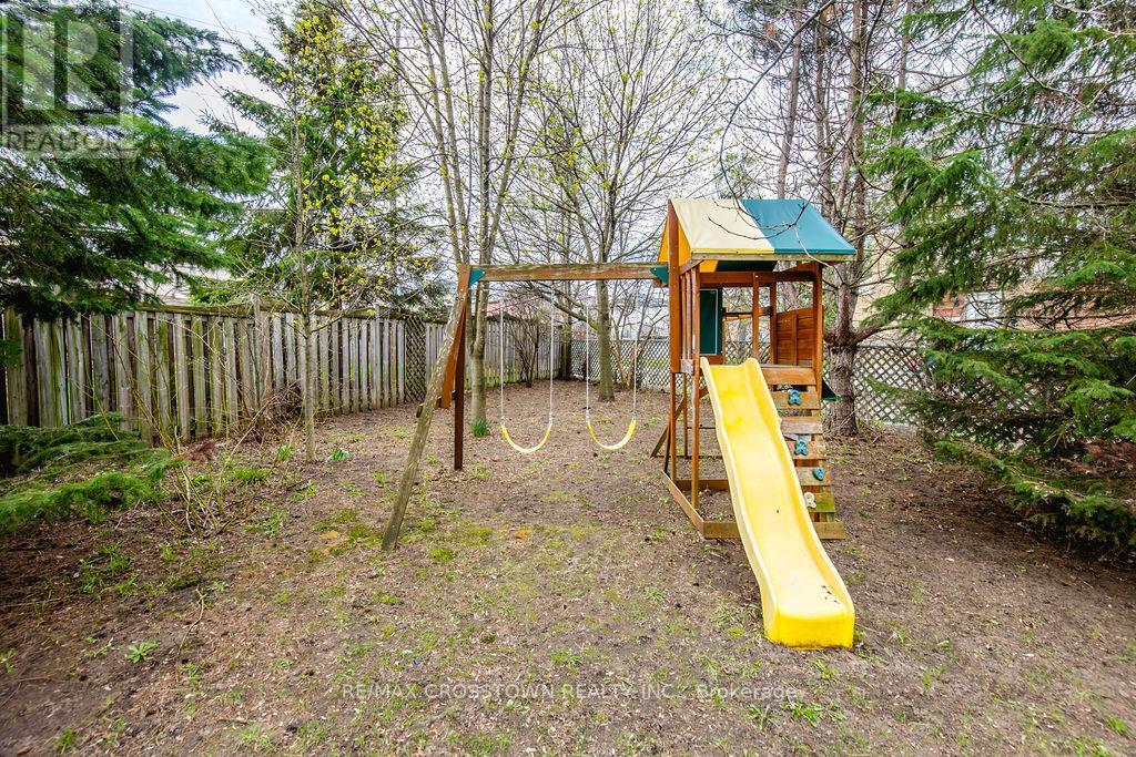18 Stoneybrook Crescent, Barrie (Ardagh), Ontario  L4N 0A5 - Photo 48 - S13089984