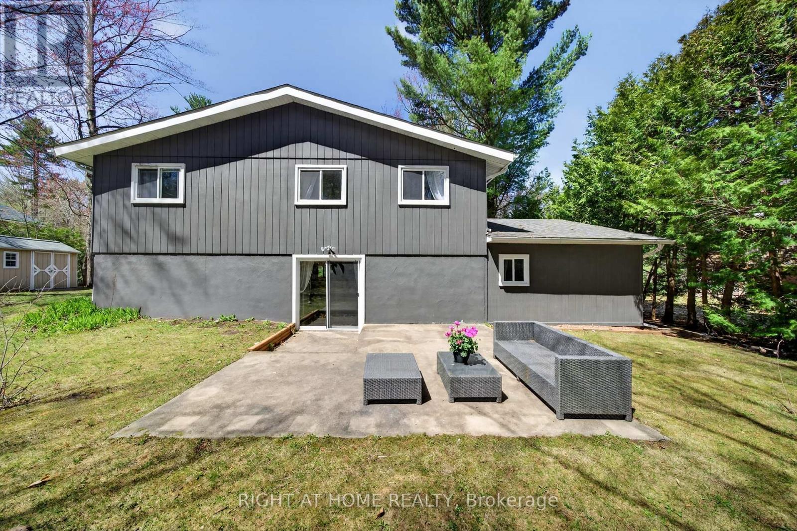 703 Lafontaine Rd W. Route, Tiny, Ontario  L9M 0L6 - Photo 26 - S13090016