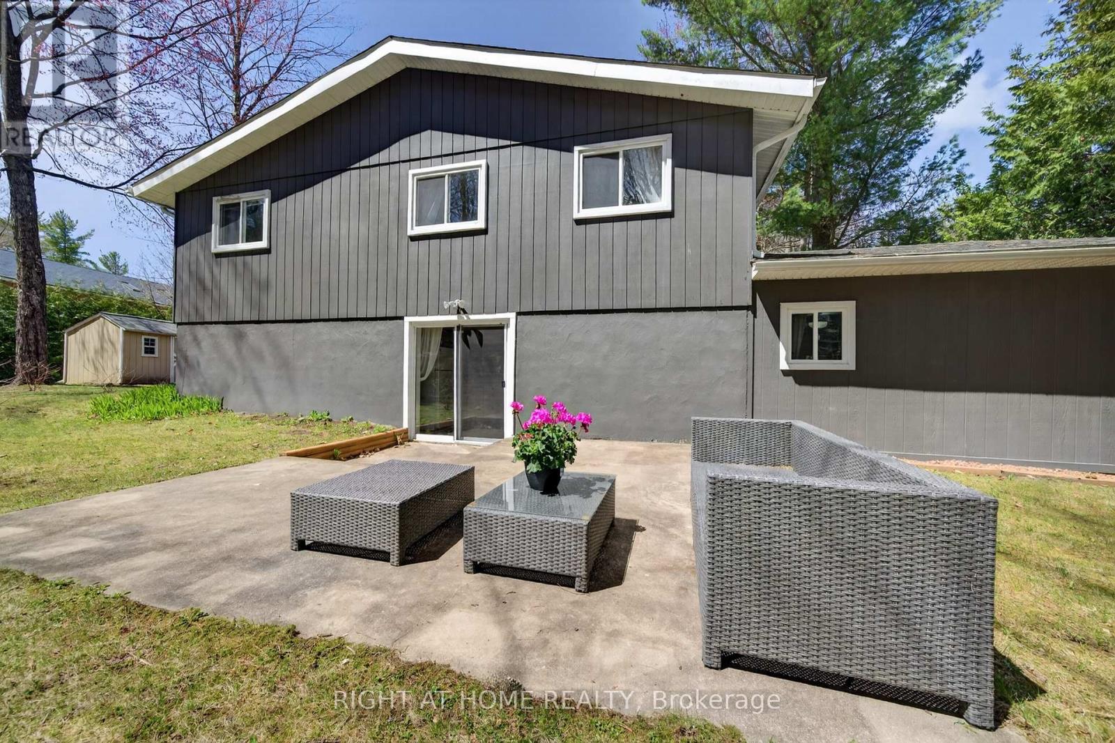 703 Lafontaine Rd W. Route, Tiny, Ontario  L9M 0L6 - Photo 27 - S13090016