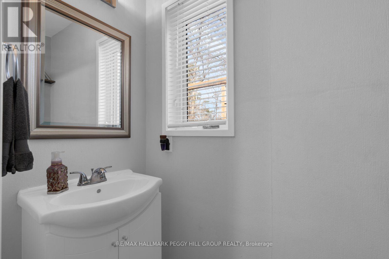 307 Millard Street, Orillia, Ontario  L3V 4H2 - Photo 10 - S13090094