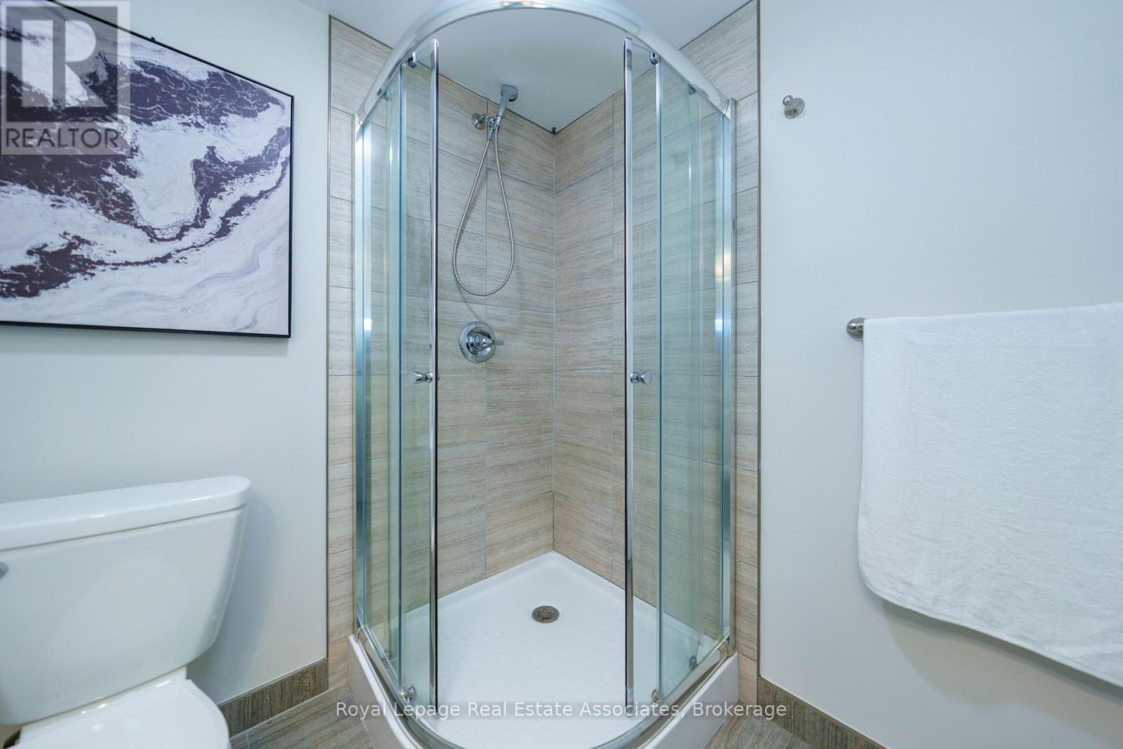 6763 Dolmage Court, Mississauga, Ontario  L5N 4V9 - Photo 14 - W13089966