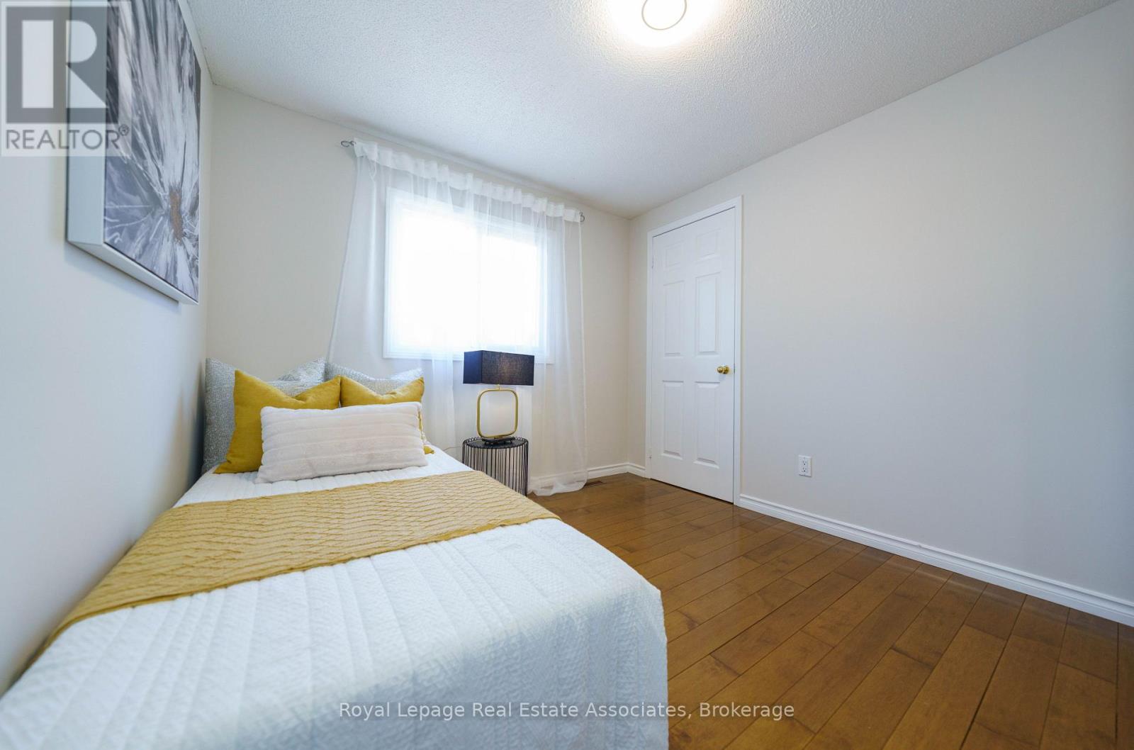 6763 Dolmage Court, Mississauga, Ontario  L5N 4V9 - Photo 16 - W13089966