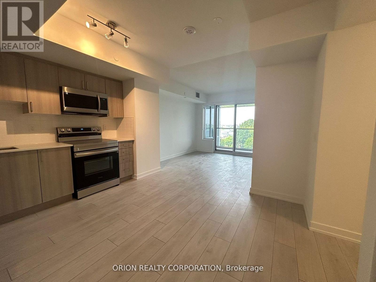 527 - 556 Marlee Avenue, Toronto, Ontario  M6B 0B1 - Photo 3 - W13089972