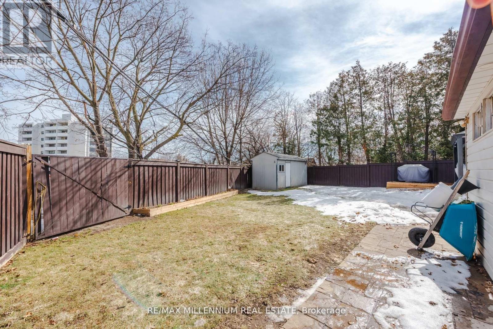 13 Cumberland Drive, Brampton, Ontario  L6V 1W5 - Photo 47 - W13090006