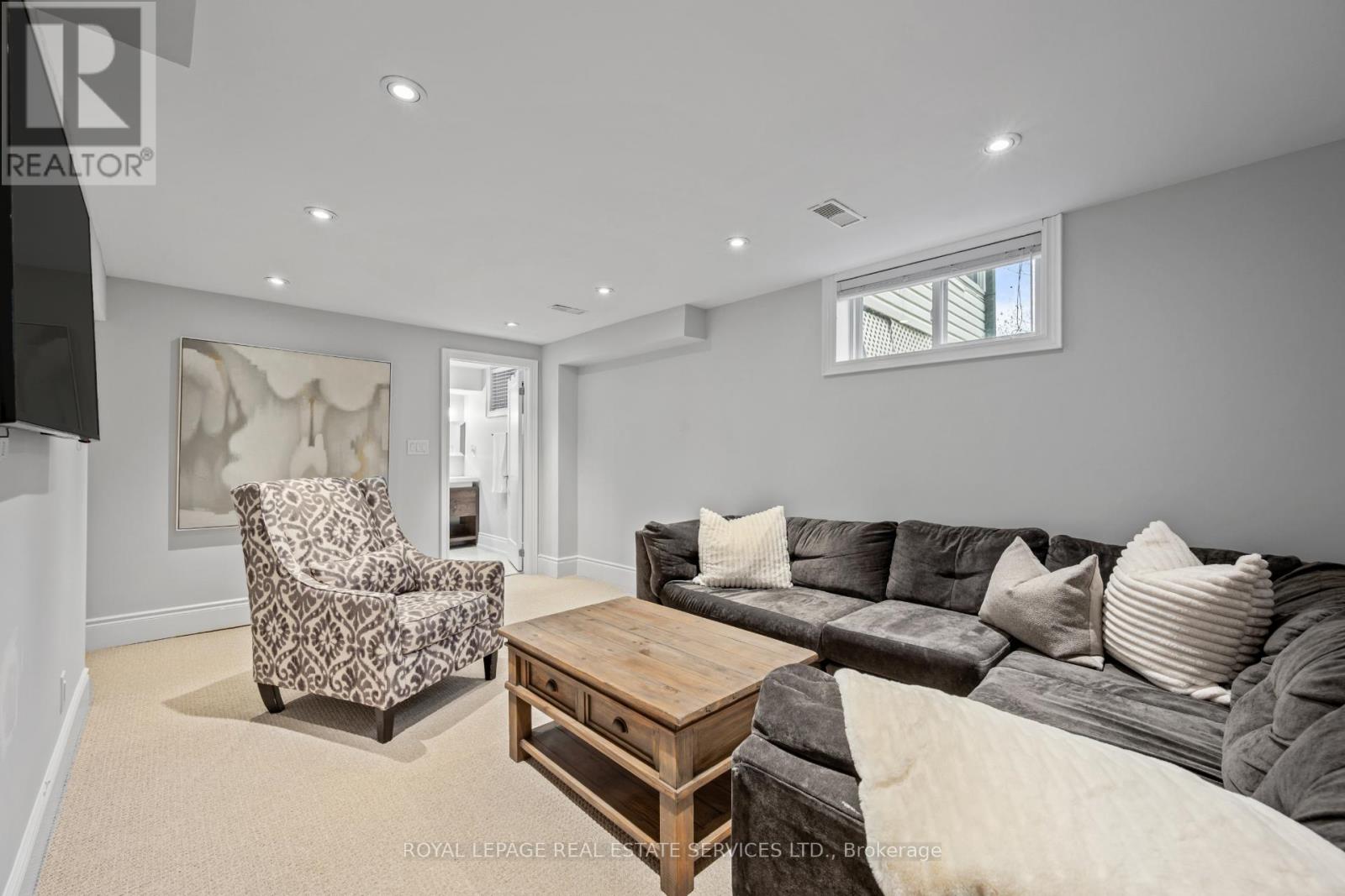 10 Glenellen Drive W, Toronto, Ontario  M8Y 2H3 - Photo 26 - W13090024