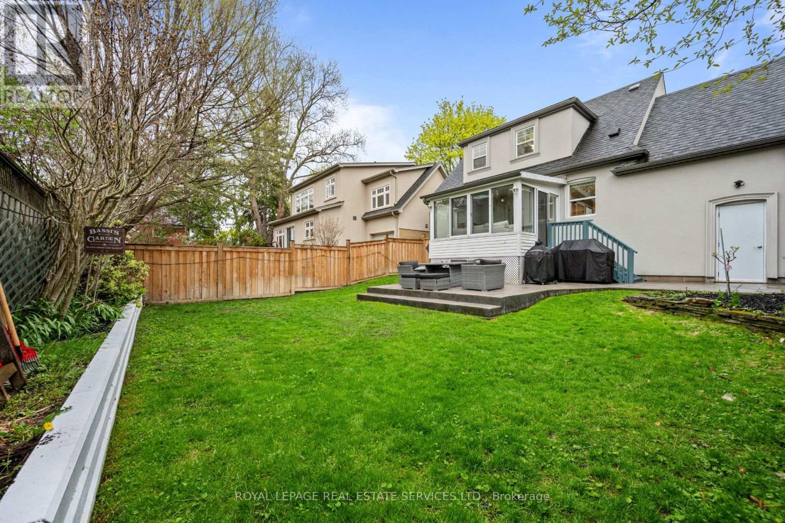 10 Glenellen Drive W, Toronto, Ontario  M8Y 2H3 - Photo 32 - W13090024