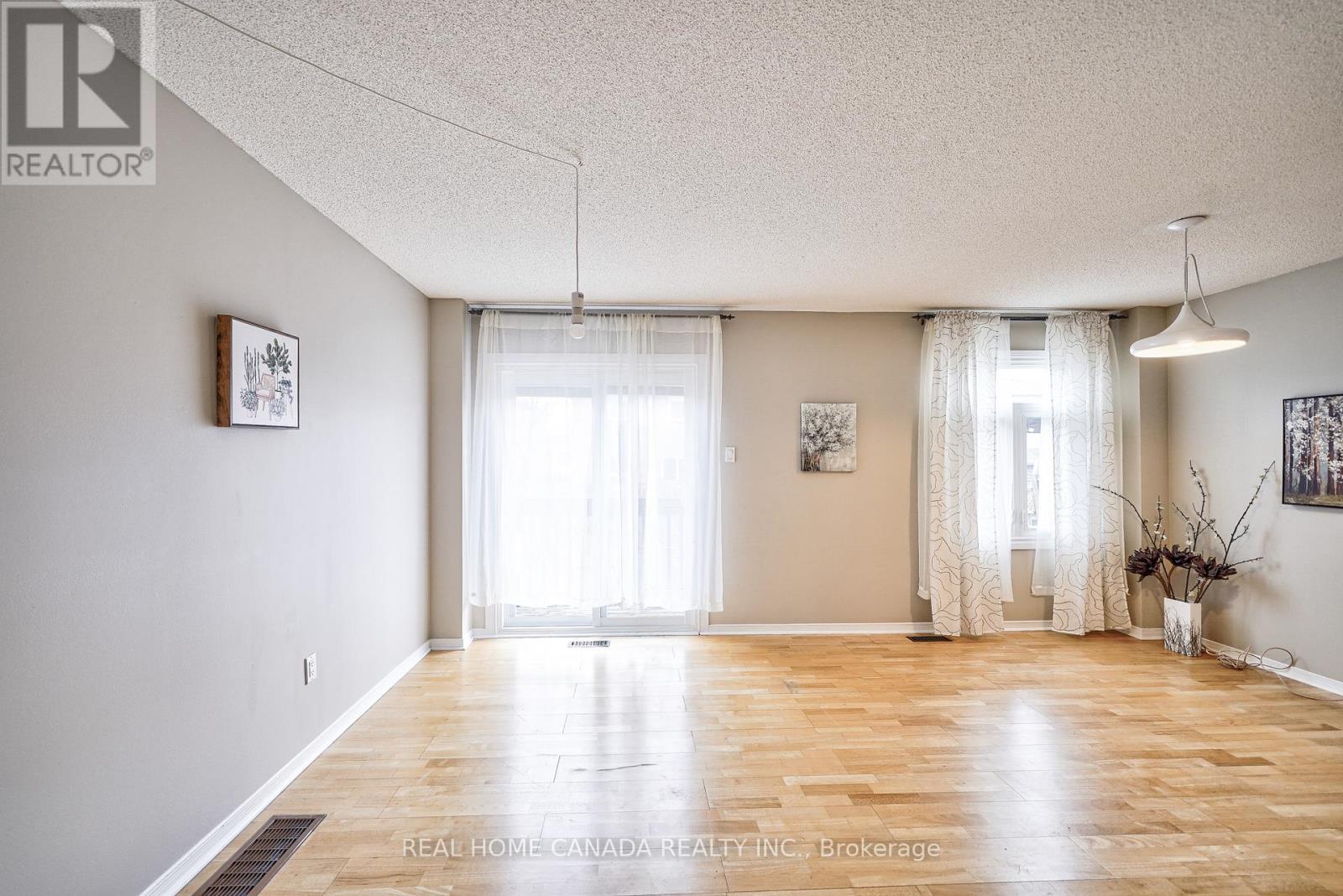 540 Bluesky Crescent, Mississauga, Ontario  L5R 2S2 - Photo 20 - W13090078