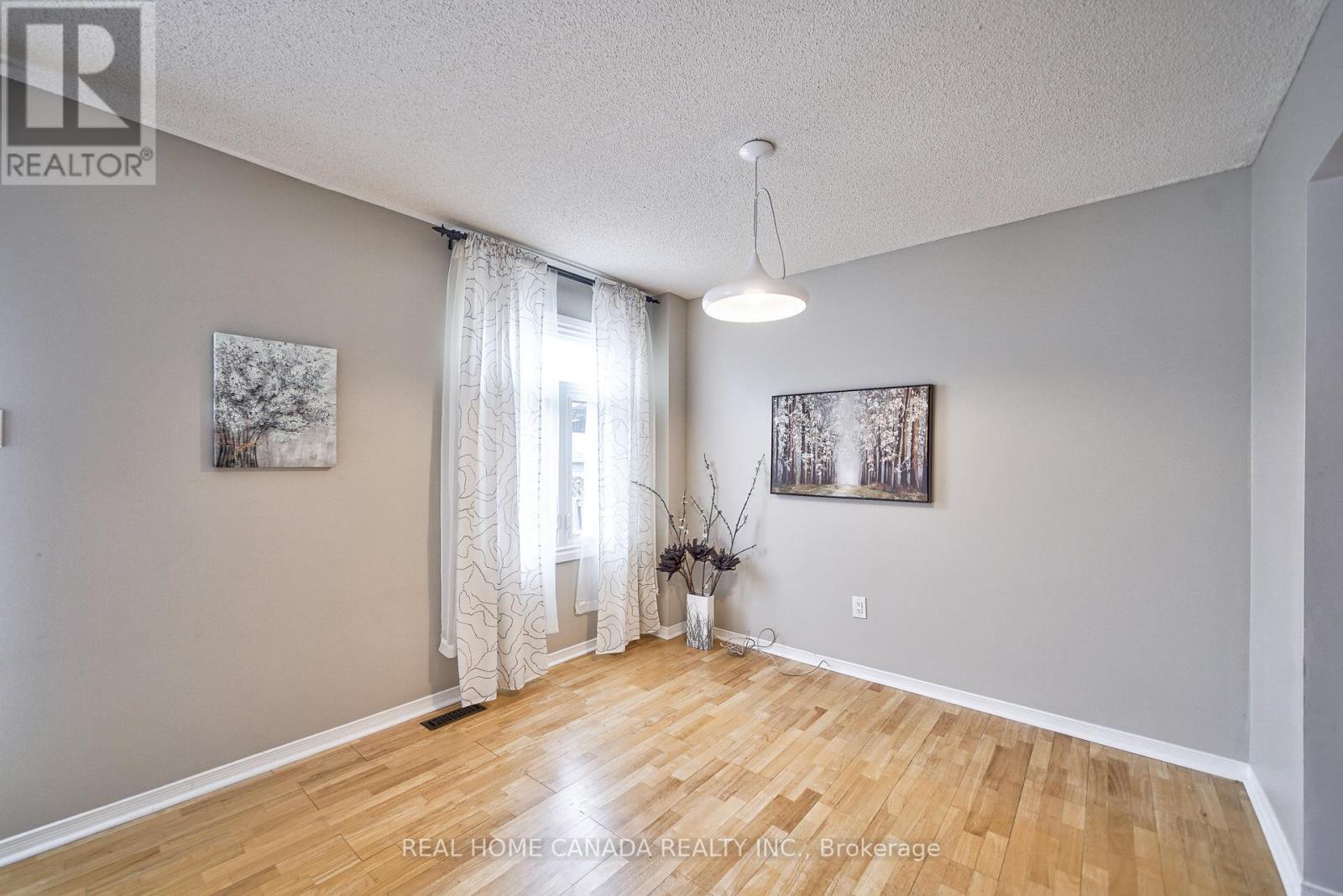 540 Bluesky Crescent, Mississauga, Ontario  L5R 2S2 - Photo 21 - W13090078