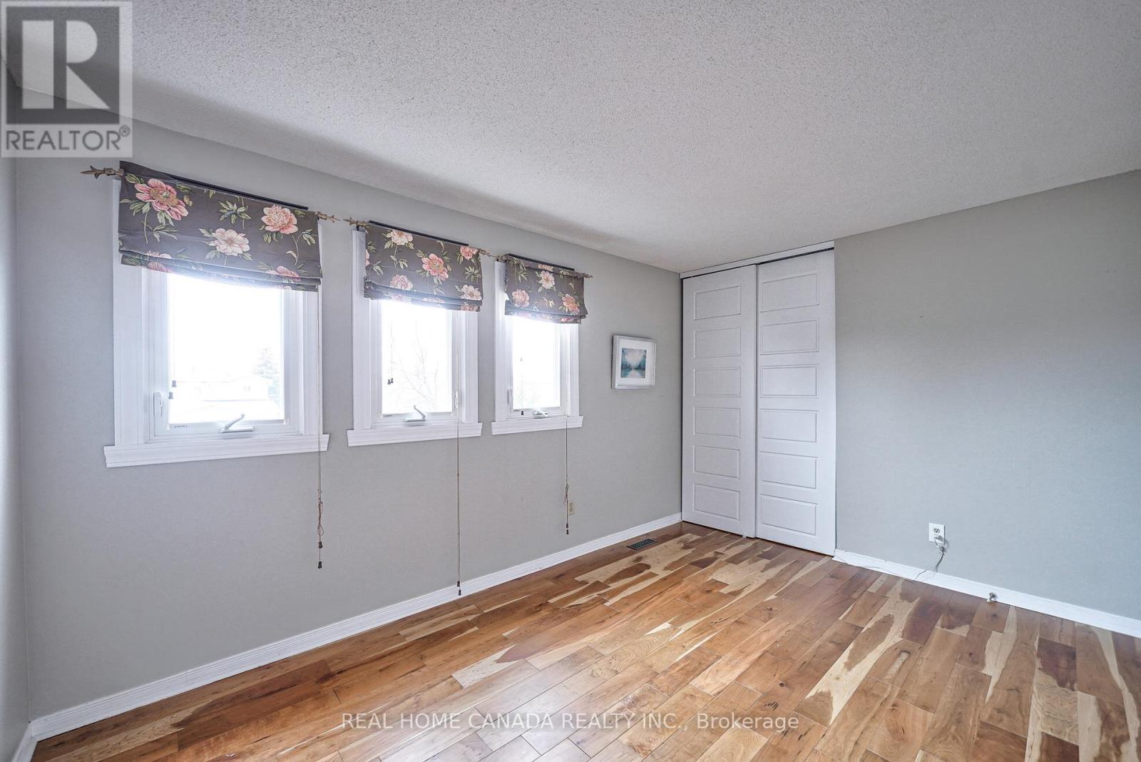 540 Bluesky Crescent, Mississauga, Ontario  L5R 2S2 - Photo 27 - W13090078
