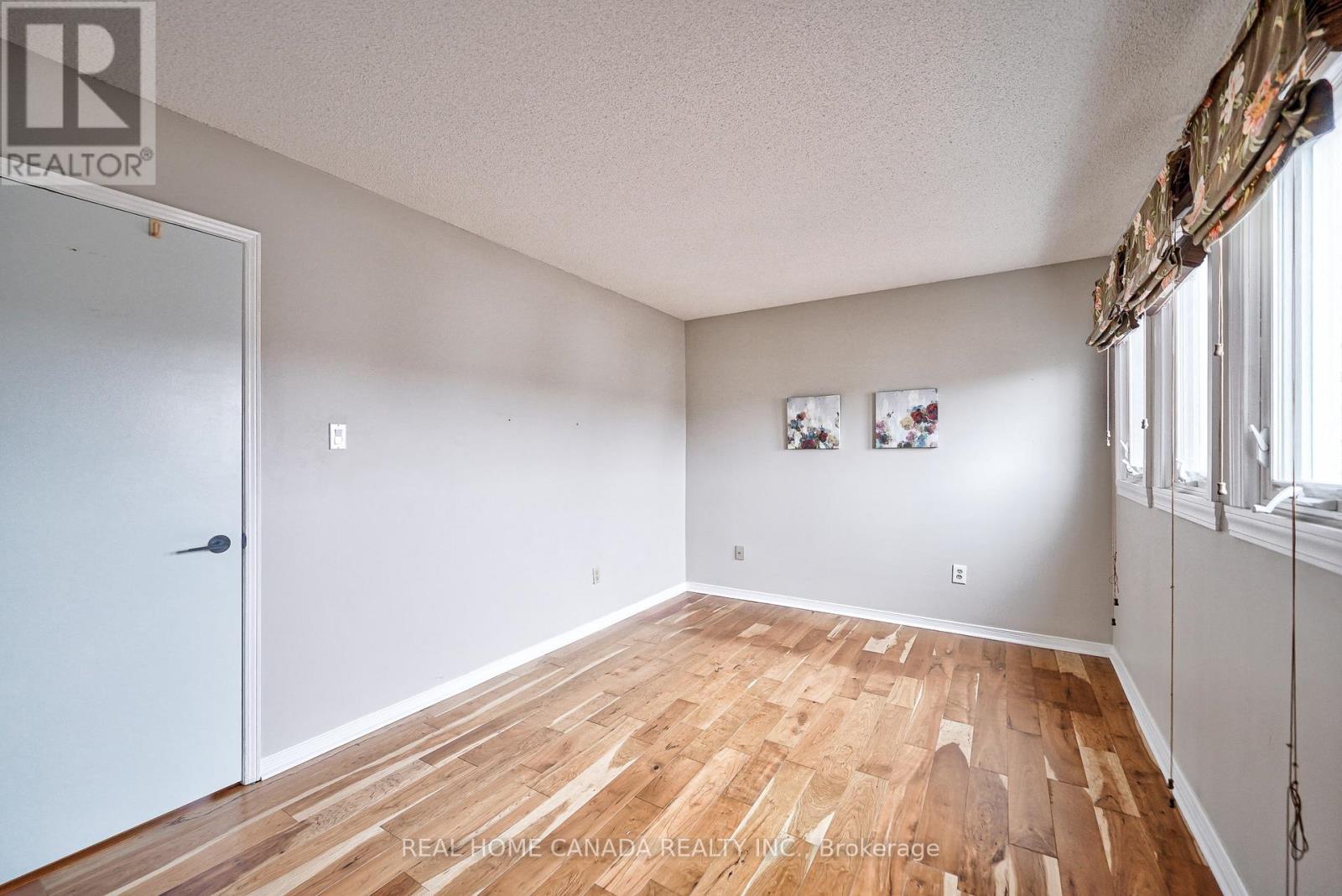 540 Bluesky Crescent, Mississauga, Ontario  L5R 2S2 - Photo 28 - W13090078