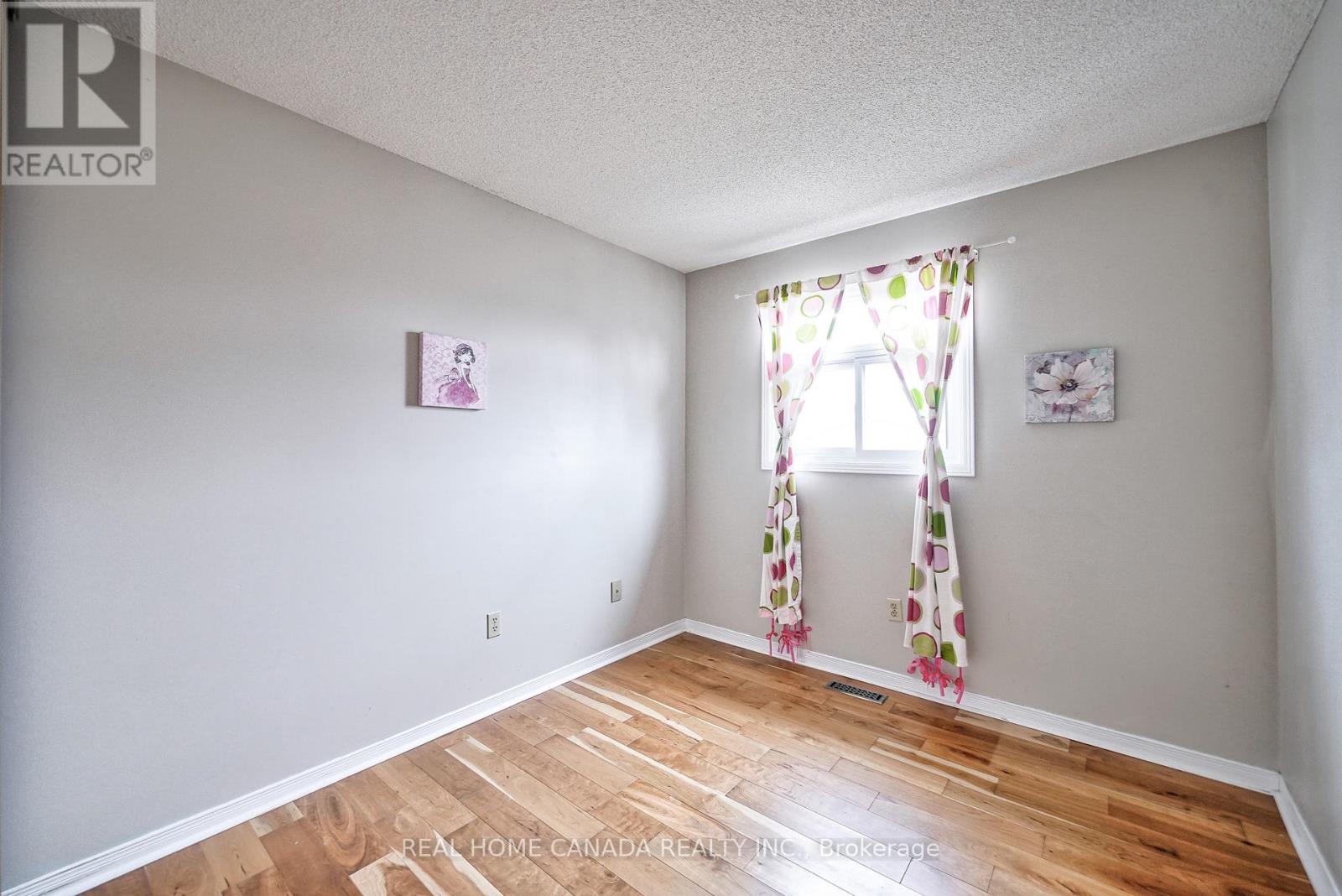 540 Bluesky Crescent, Mississauga, Ontario  L5R 2S2 - Photo 33 - W13090078