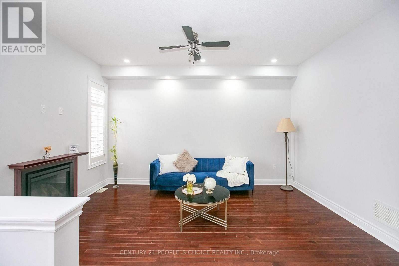 33 Accent Circle, Brampton, Ontario  L7A 0L3 - Photo 11 - W13090086