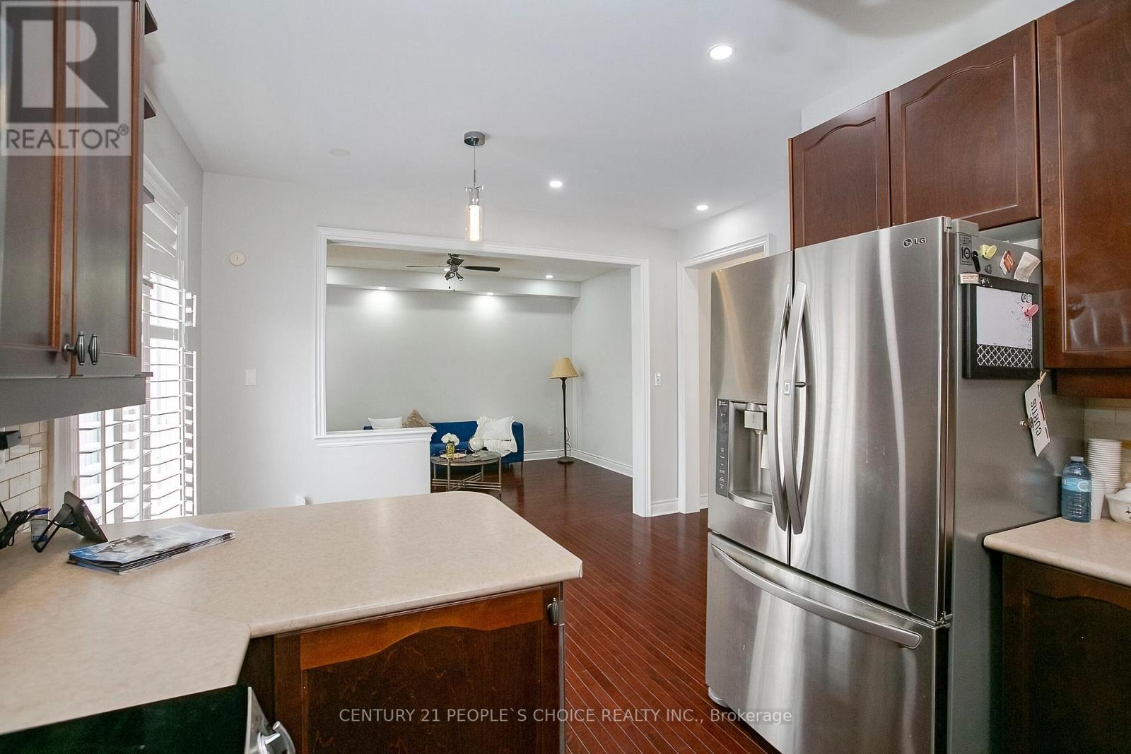 33 Accent Circle, Brampton, Ontario  L7A 0L3 - Photo 19 - W13090086