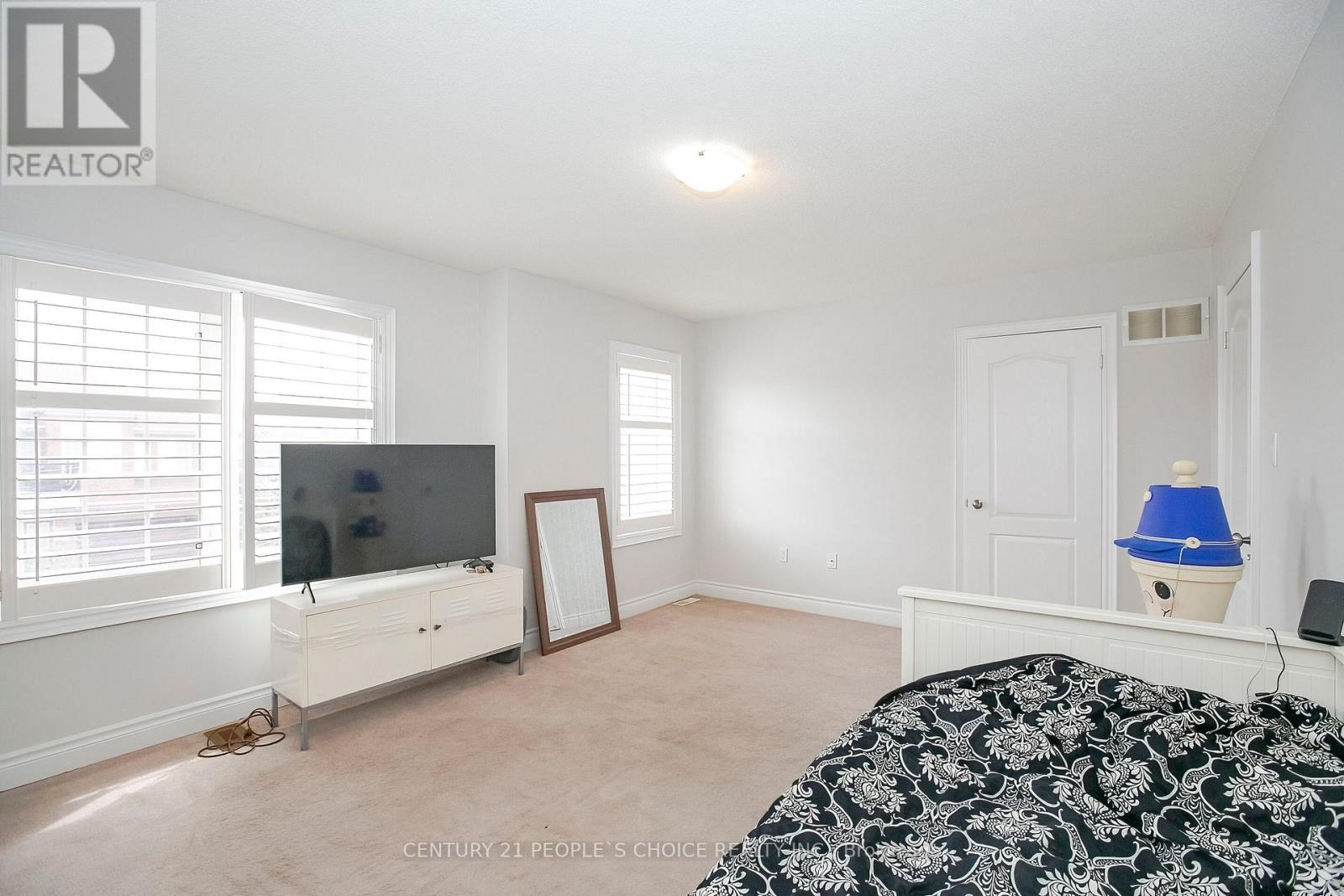33 Accent Circle, Brampton, Ontario  L7A 0L3 - Photo 28 - W13090086