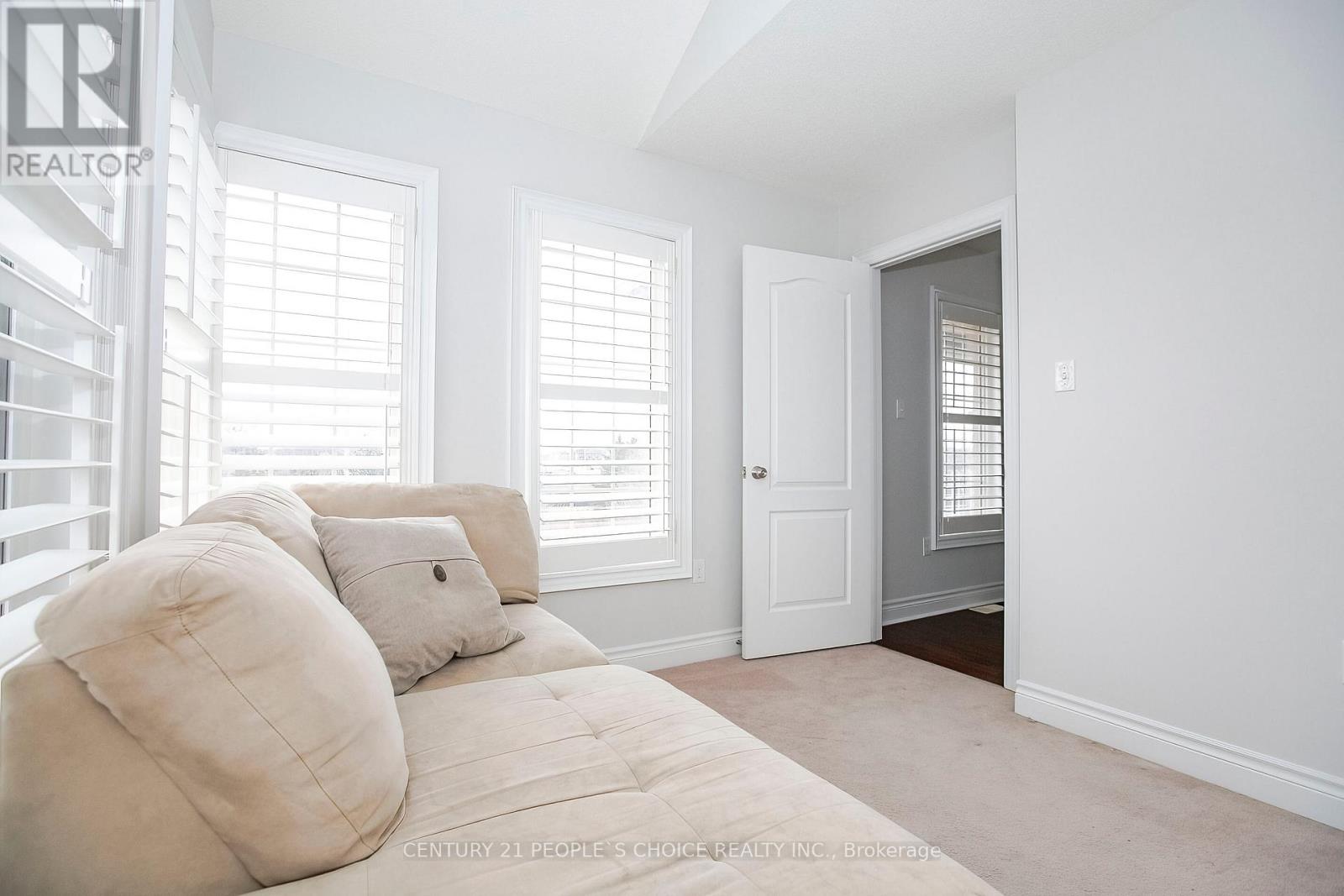 33 Accent Circle, Brampton, Ontario  L7A 0L3 - Photo 40 - W13090086
