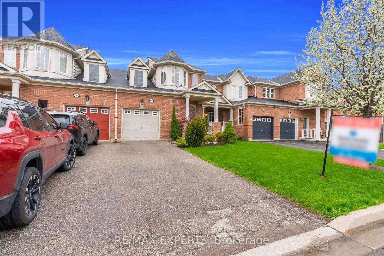 608 Cargill Path, Milton, Ontario  L9T 7X2 - Photo 3 - W13090116