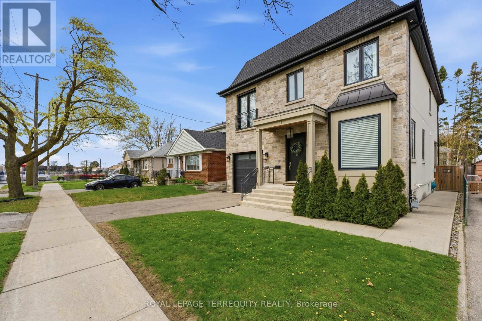 130 Edgecroft Road, Toronto, Ontario  M8Z 2C3 - Photo 47 - W13090118