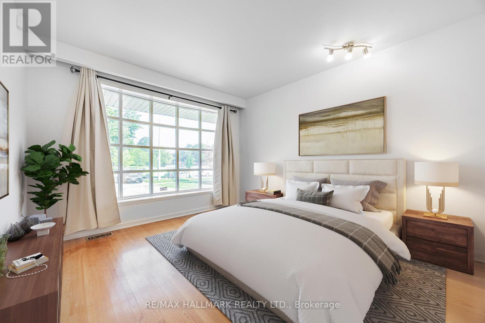 Main - 2112 Truscott Drive, Mississauga, Ontario  L5J 2A6 - Photo 4 - W13090138