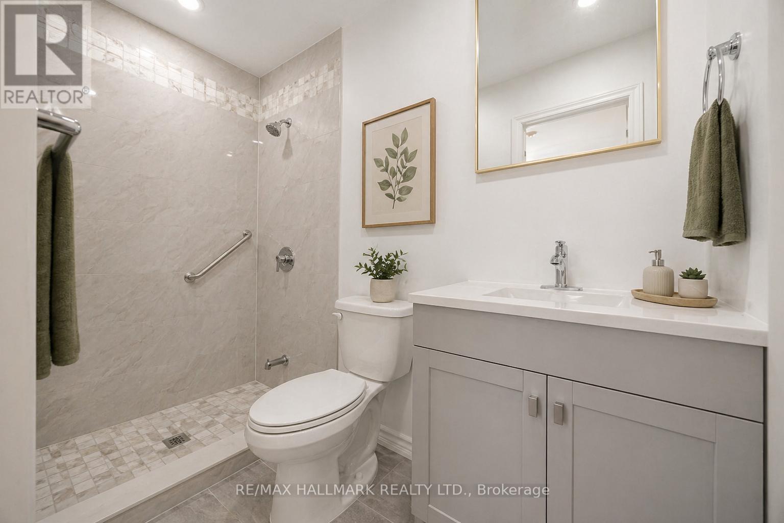 Main - 2112 Truscott Drive, Mississauga, Ontario  L5J 2A6 - Photo 5 - W13090138