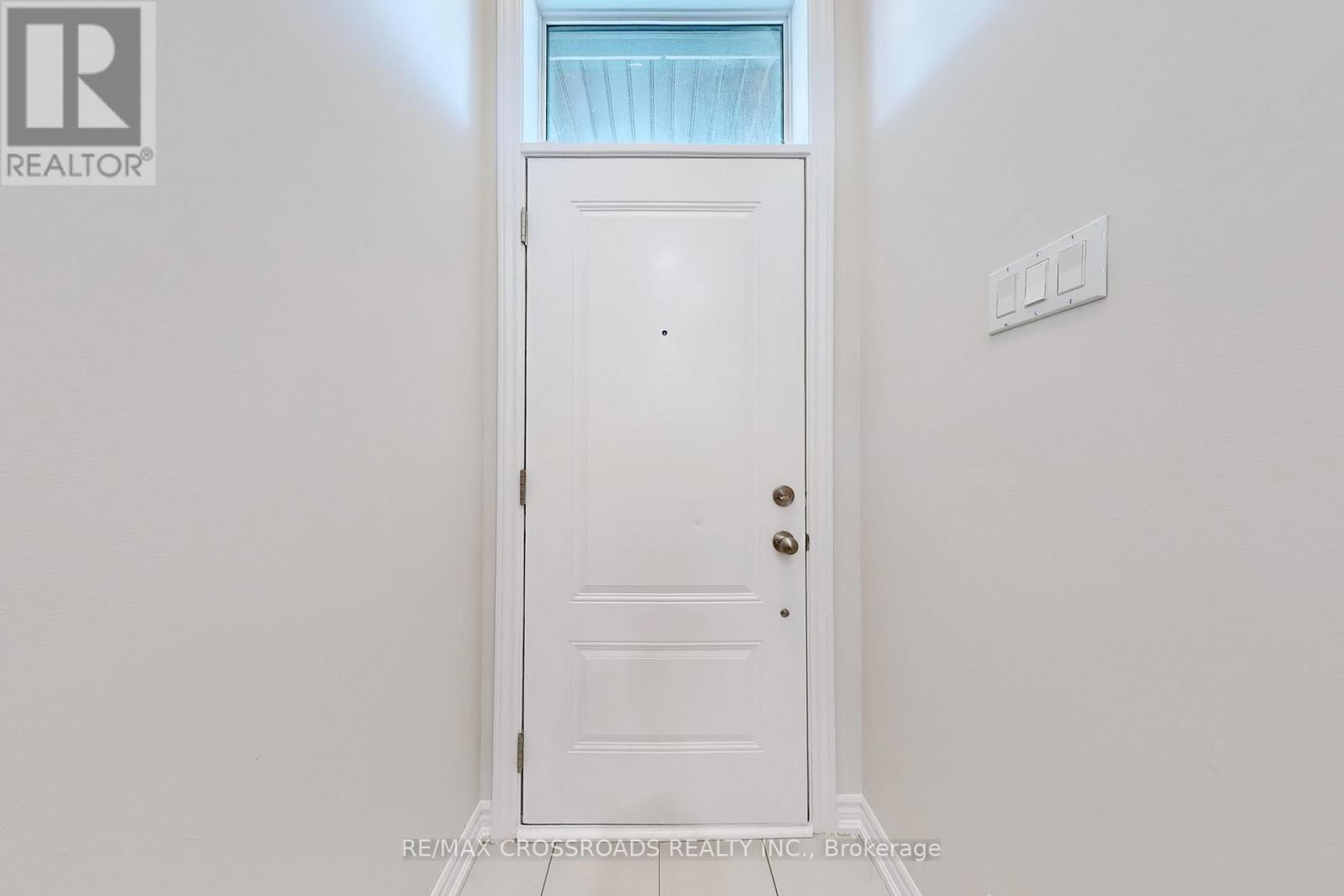384 Okanagan Path, Oshawa, Ontario  L1H 0B1 - Photo 36 - E13010716