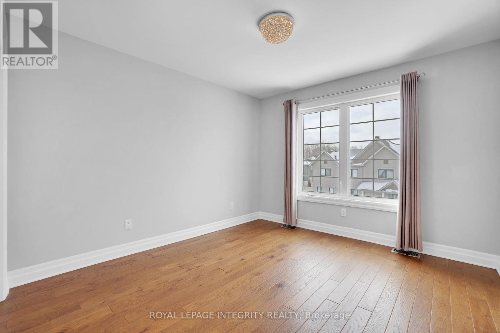 508 Yellow Birch Street, Ottawa, Ontario  K1W 0J3 - Photo 33 - X12913662
