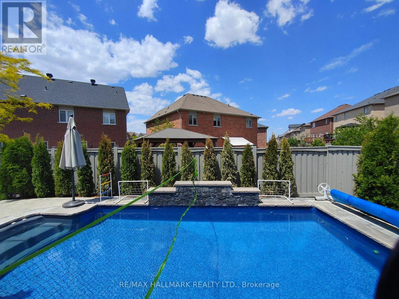 1135 Cenotaph Boulevard, Newmarket, Ontario  L3X 0A7 - Photo 44 - N12841760