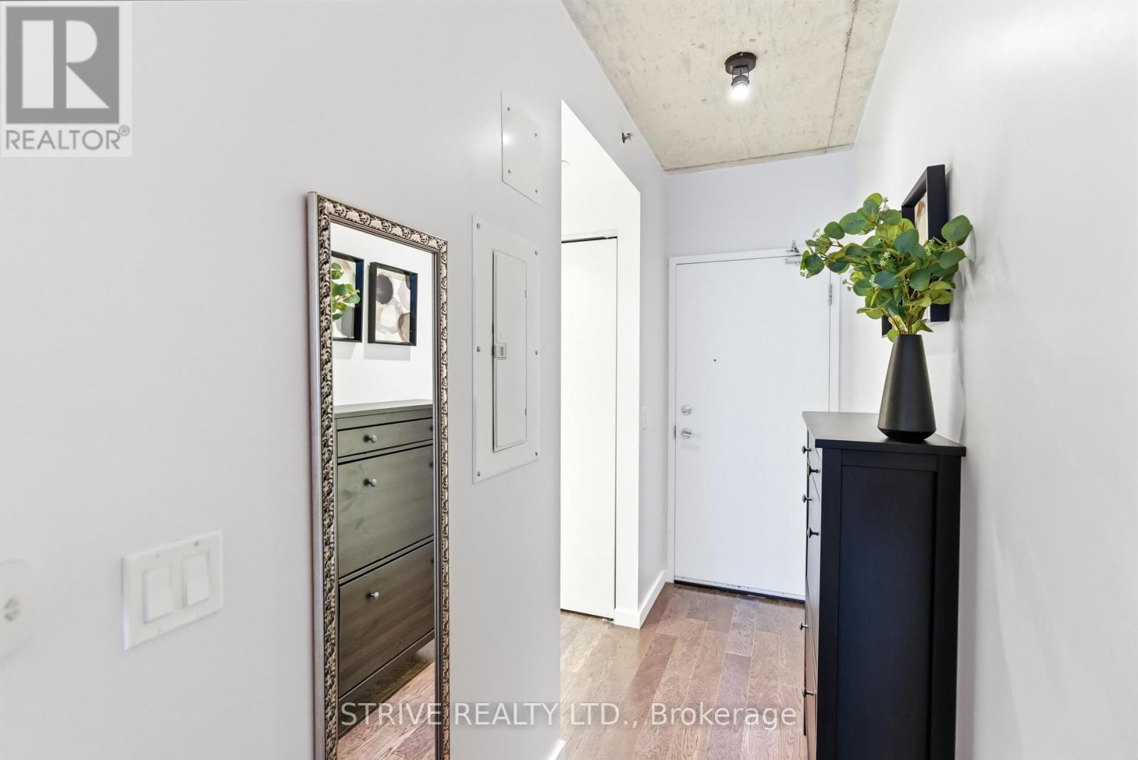 612 - 51 Trolley Crescent, Toronto, Ontario  M5A 0E9 - Photo 3 - C13090164