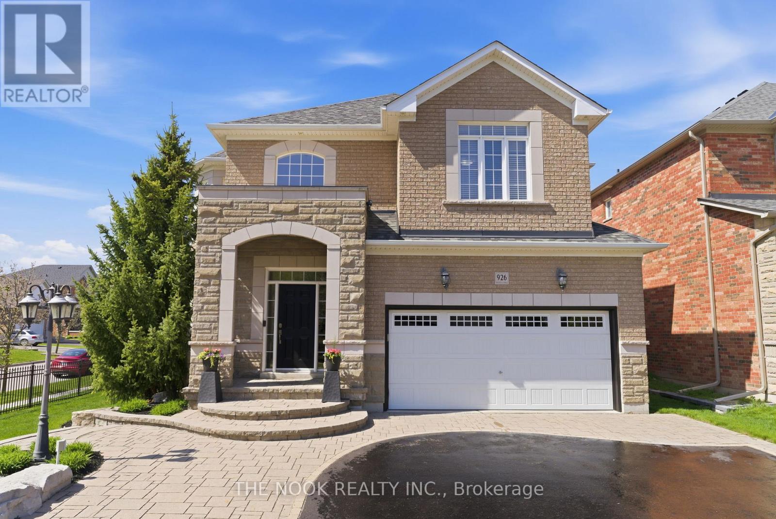 926 RED DEER AVENUE, Oshawa, Ontario