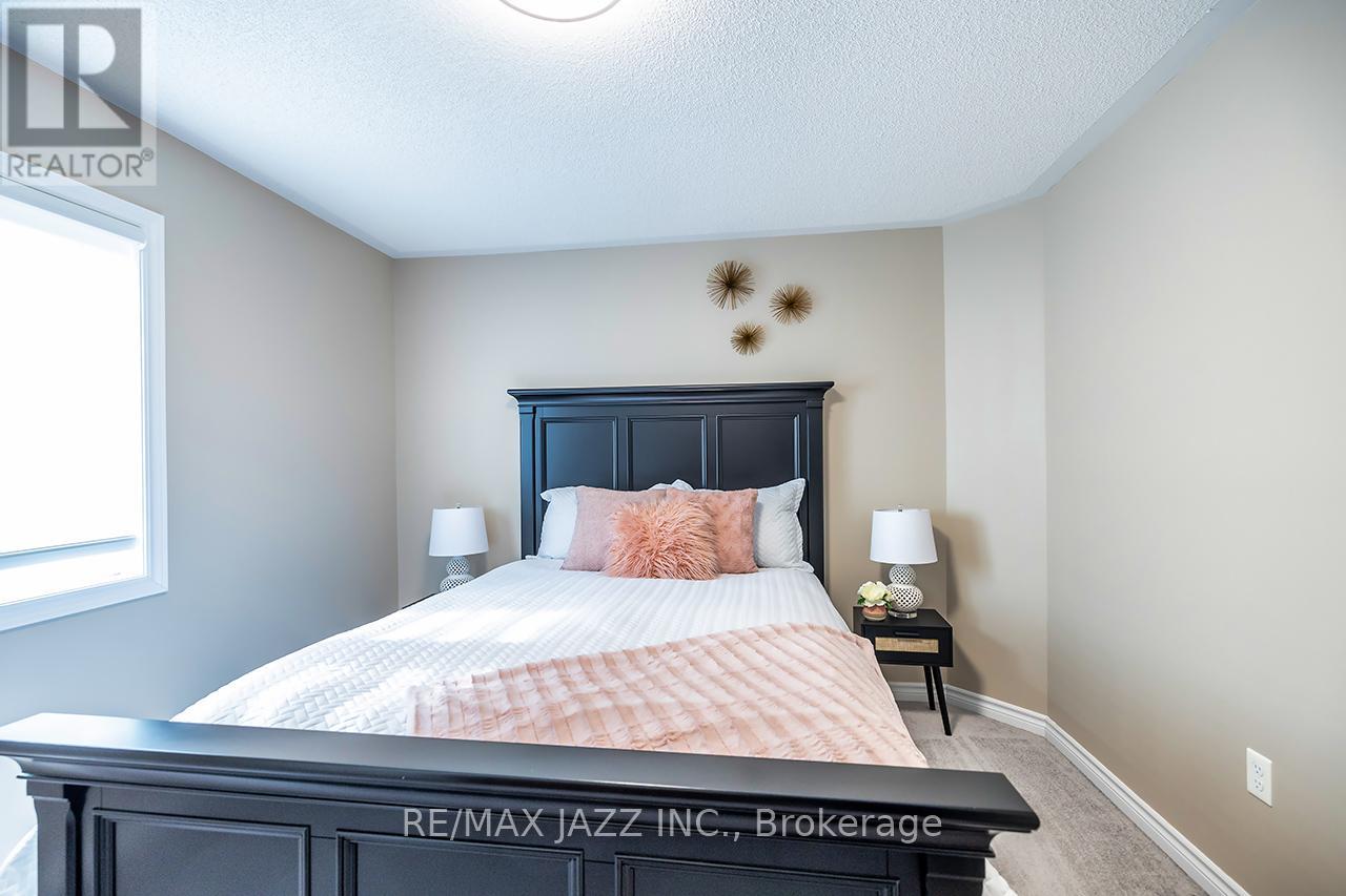 872 William Lee Avenue, Oshawa, Ontario  L1K 0W2 - Photo 31 - E13090446