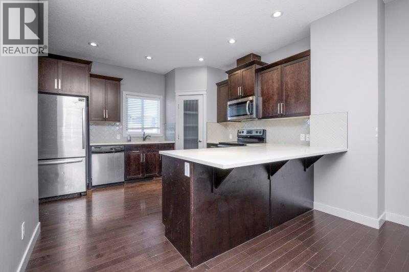 226 Redstone Drive Ne, Calgary, Alberta  T3N 1B5 - Photo 8 - A2285571