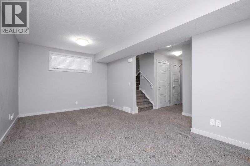 226 Redstone Drive Ne, Calgary, Alberta  T3N 1B5 - Photo 31 - A2285571