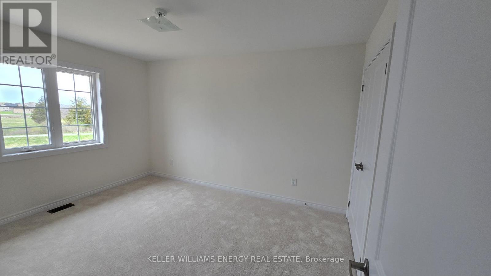 18 Blue Heron Drive, Quinte West, Ontario  K0K 1L0 - Photo 12 - X13090364