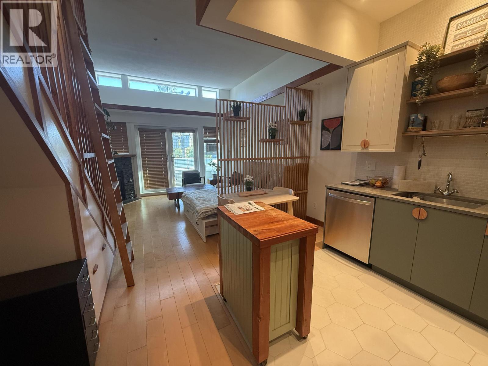 307 980 W 22nd Avenue, Vancouver, British Columbia  V5Z 2A1 - Photo 11 - R3079272