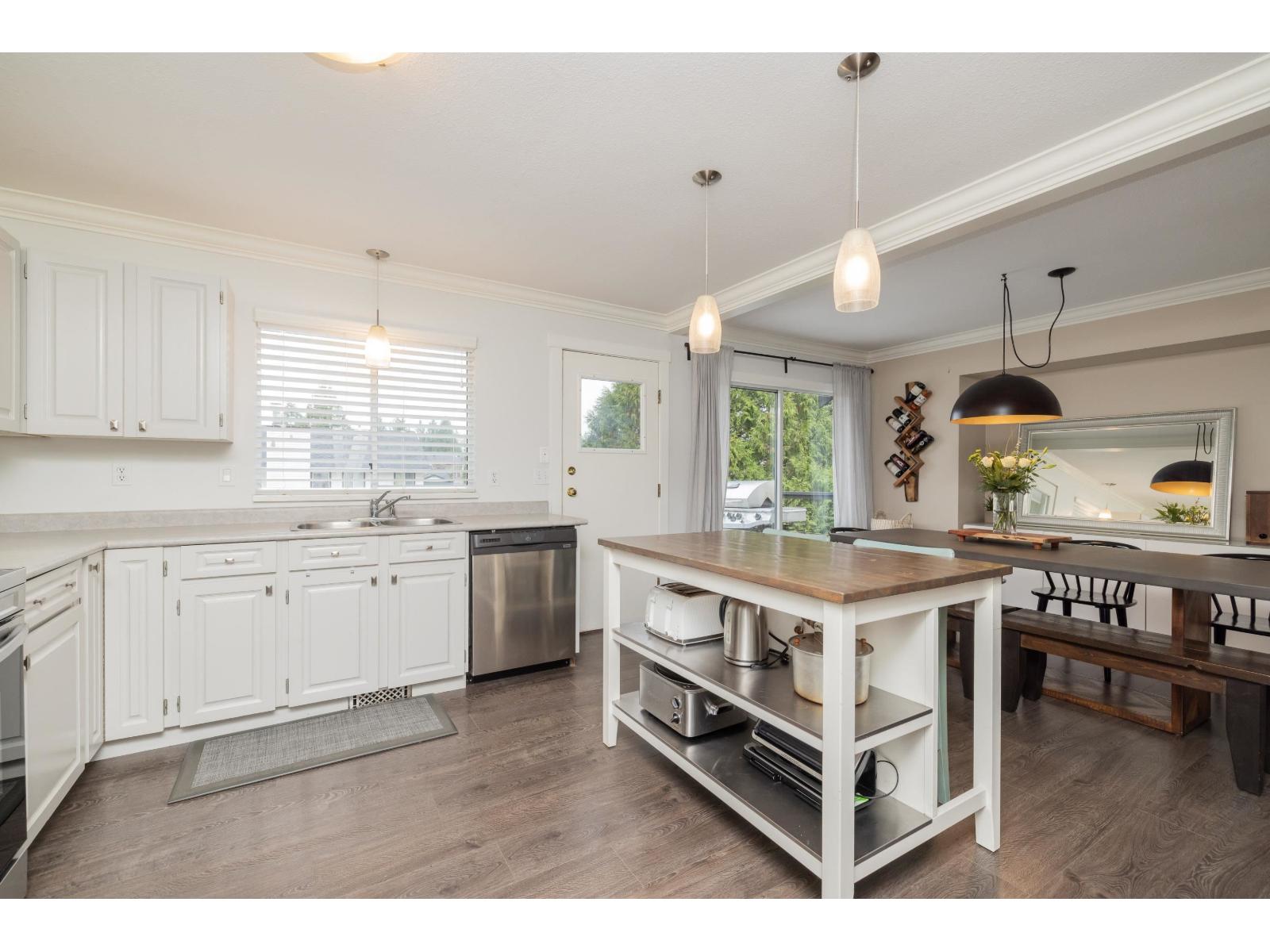21559 93a Avenue, Langley, British Columbia  V1M 2H7 - Photo 12 - R3119369