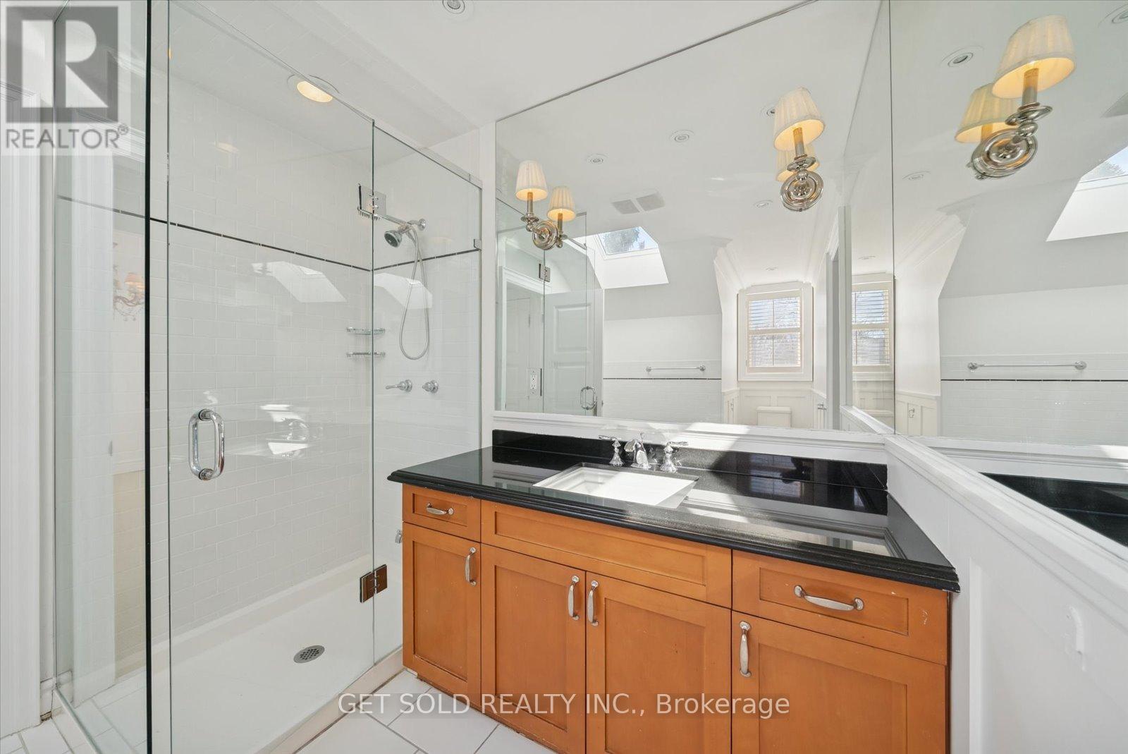 1701 Birchwood Drive, Mississauga, Ontario  L5J 1T7 - Photo 26 - W12744776