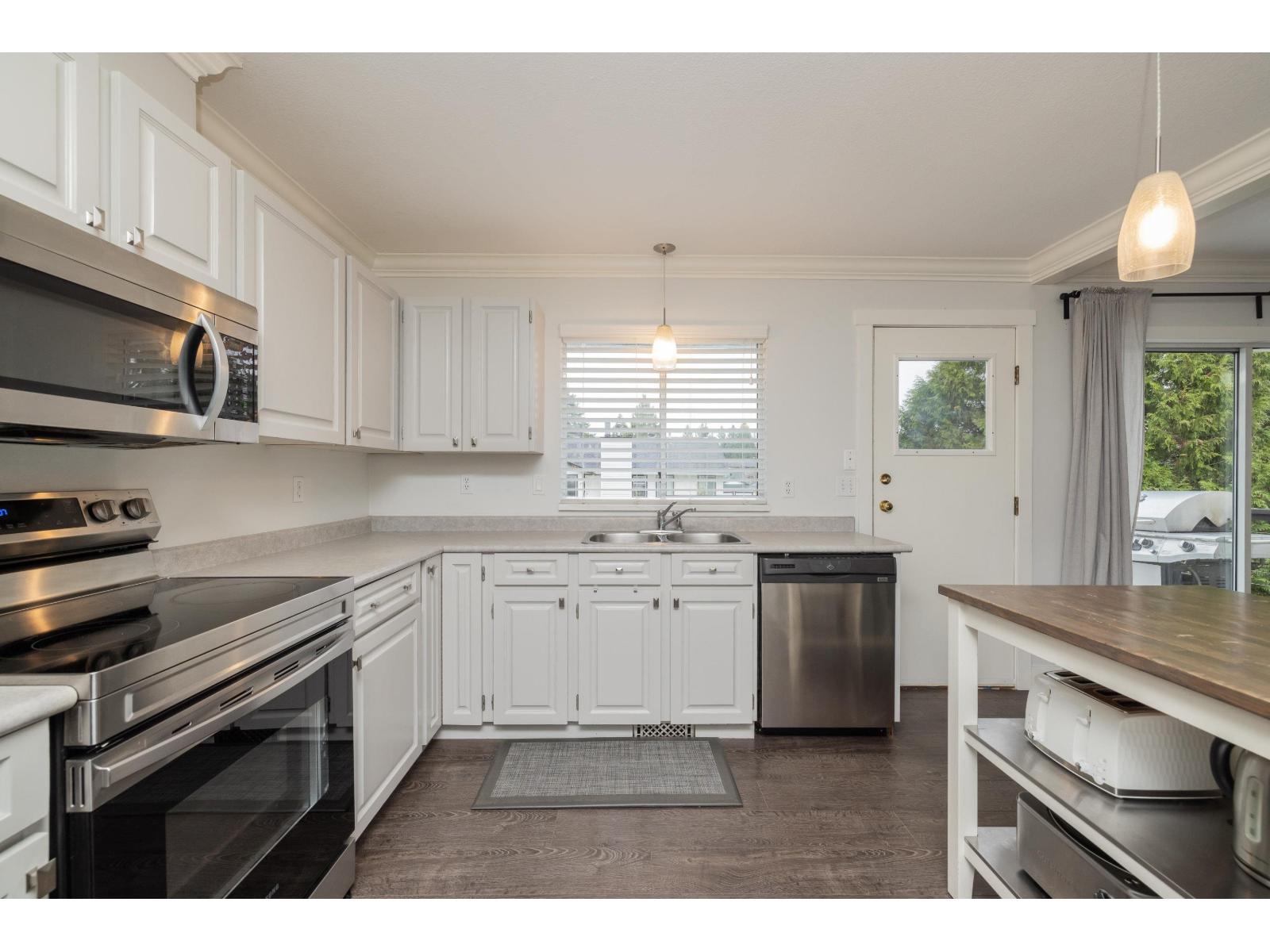 21559 93a Avenue, Langley, British Columbia  V1M 2H7 - Photo 10 - R3119369