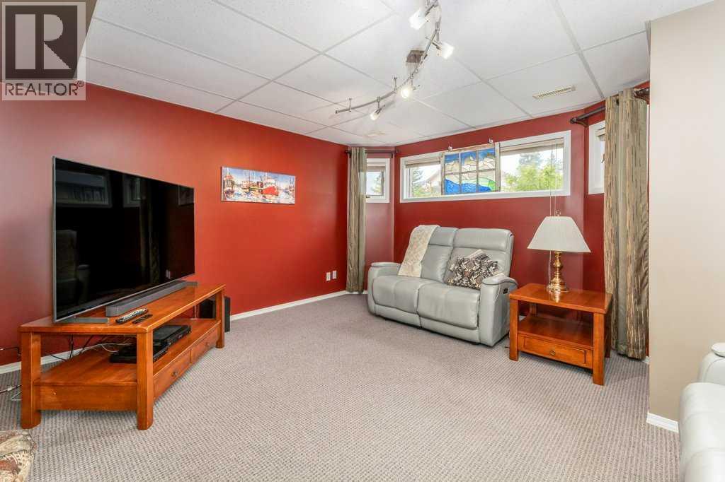 270 Lady Macdonald Drive, Canmore, Alberta  T1W 1H8 - Photo 22 - A2307614