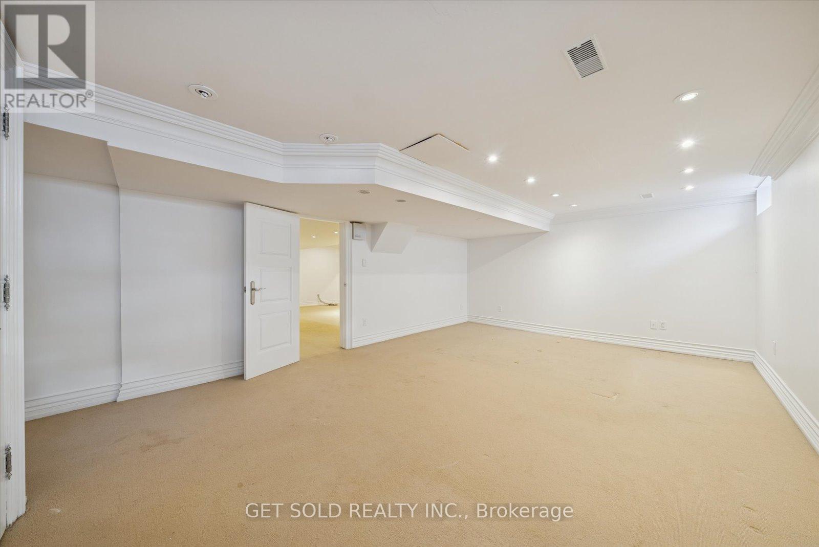 1701 Birchwood Drive, Mississauga, Ontario  L5J 1T7 - Photo 35 - W12744776